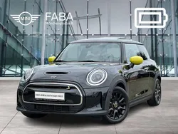 Schwarz Gebraucht 2023 Mini Cooper SE Hatch Kleinwagen | 20.990 € (Guter Preis)