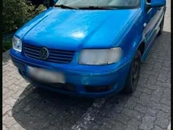 Blau Gebraucht 2001 VW Polo Kleinwagen | 800 € (Guter Preis)