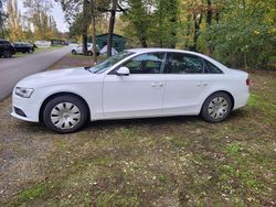 Weiß Gebraucht 2012 Audi A4 Limousine | 6.500 € (Superpreis)