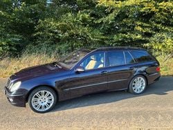 Blau Gebraucht 2007 Mercedes E500 Kombi | 12.900 € (Etwas zu teuer)