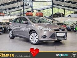 Braun Gebraucht 2011 Ford Focus Trend Limousine | 5.850 € (Fairer Preis)