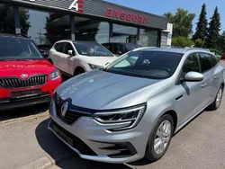 Grau Gebraucht 2021 Renault Mégane IV Business Limousine | 12.990 € (Guter Preis)