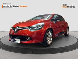 Rot Gebraucht 2015 Renault Clio IV Luxe Limousine | 9.890 € (Fairer Preis)