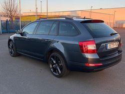 Grau Gebraucht 2014 Skoda Octavia Elegance Kombi | 8.500 € (Superpreis)