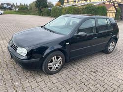 Schwarz Gebraucht 2001 VW Golf IV Basis Limousine | 1.399 € (Fairer Preis)