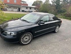 Schwarz Gebraucht 2004 Volvo S60 Limousine | 1.800 € (Superpreis)