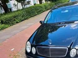 Schwarz Gebraucht 2006 Mercedes E200 Avantgarde Kombi | 6.250 € (Etwas zu teuer)