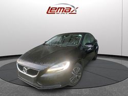 Schwarz Gebraucht 2019 Volvo V40 Limousine | 10.472 € (Etwas zu teuer)