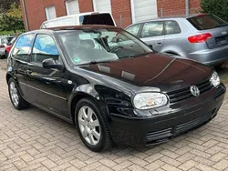 Schwarz Gebraucht 2003 VW Golf IV Limousine | 2.990 € (Etwas zu teuer)