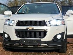 Weiß Gebraucht 2013 Chevrolet Captiva SUV | 10.190 € (Etwas zu teuer)