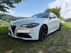 Weiß Gebraucht 2016 Alfa Romeo Giulia Limousine | 15.900 € (Etwas zu teuer)