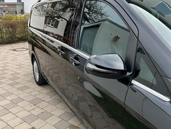Schwarz Gebraucht 2019 Mercedes V250 Avantgarde Van / Kleinbus | 37.900 €