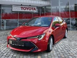 Emotional red 2 Gebraucht 2019 Toyota Corolla Club Limousine | 18.990 € (Fairer Preis)
