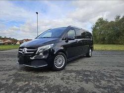Schwarz Gebraucht 2019 Mercedes V220 Avantgarde Van / Kleinbus | 38.500 € (Guter Preis)