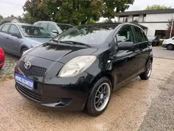 Schwarz Gebraucht 2007 Toyota Yaris Kleinwagen | 3.997 € (Fairer Preis)