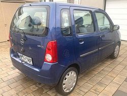 Blau Gebraucht 2002 Opel Agila Kleinwagen | 1.896 € (Etwas zu teuer)