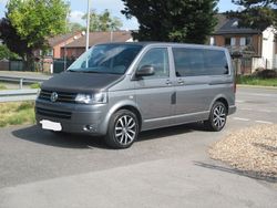Grau Gebraucht 2014 VW T5 Highline Van | 22.999 € (Superpreis)