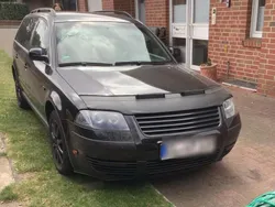 Schwarz Gebraucht 2002 VW Passat Kombi | 680 € (Fairer Preis)