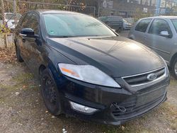 Schwarz Gebraucht 2014 Ford Mondeo Kombi | 2.999 €