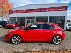 Rot Gebraucht 2013 Opel Astra Innovation Limousine | 7.999 € (Etwas zu teuer)