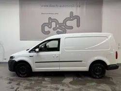 Candyweiß Gebraucht 2019 VW Caddy Trendline Van / Kleinbus | 14.550 € (Guter Preis)