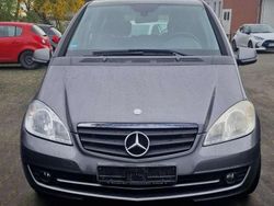 Grau Gebraucht 2009 Mercedes A160 Elegance Limousine | 3.250 € (Fairer Preis)