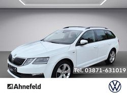 Weiß Gebraucht 2018 Skoda Octavia Ambition Kombi | 11.950 € (Guter Preis)