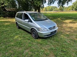 Silber Gebraucht 2005 Opel Zafira Van / Kleinbus | 550 € (Superpreis)