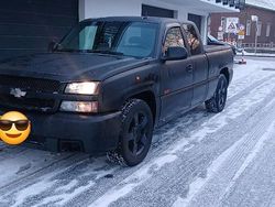 Schwarz Gebraucht 2004 Chevrolet Silverado SUV | 14.999 €