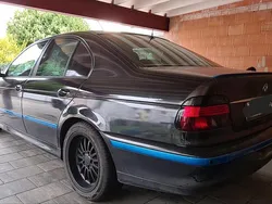 Schwarz Gebraucht 1997 BMW 520 Limousine | 2.400 € (Fairer Preis)