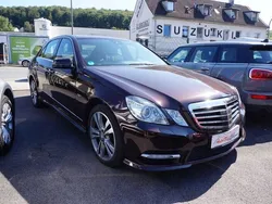 Braun Gebraucht 2012 Mercedes E300 AMG line Limousine | 16.990 € (Guter Preis)