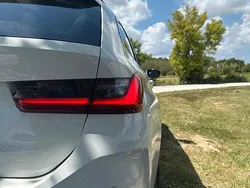 Weiß Gebraucht 2022 BMW 318 Kombi | 30.000 € (Fairer Preis)