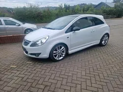 Weiß Gebraucht 2009 Opel Corsa OPC Kleinwagen | 3.300 € (Fairer Preis)