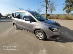 Grau Gebraucht 2022 Mercedes 180 Progressive Limousine | 24.500 € (Fairer Preis)