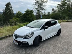 Weiß Gebraucht 2013 Renault Clio R.S. R.S. Kleinwagen | 14.000 € (Fairer Preis)