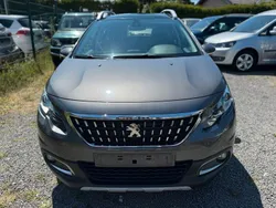 Grau Gebraucht 2017 Peugeot 2008 Allure SUV | 8.999 € (Guter Preis)