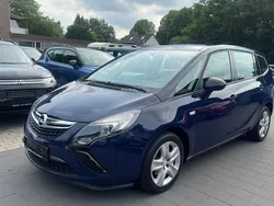 Blau Gebraucht 2016 Opel Zafira Tourer Edition Van / Kleinbus | 6.950 € (Guter Preis)
