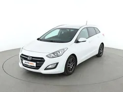 Weiß Gebraucht 2017 Hyundai i30 Trend Kombi | 12.090 € (Fairer Preis)
