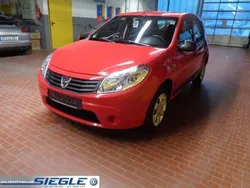 Rot Gebraucht 2010 Dacia Sandero Ambiance Kleinwagen | 4.480 € (Teuer)