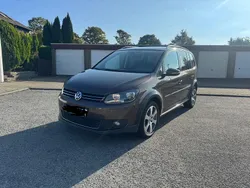 Braun Gebraucht 2011 VW Touran Cross Van / Kleinbus | 7.500 € (Fairer Preis)