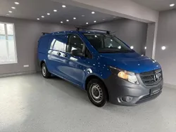 Blau Gebraucht 2017 Mercedes Vito Van / Kleinbus | 14.751 € (Fairer Preis)