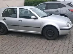 Silber Gebraucht 2001 VW Golf IV Limousine | 2.544 € (Etwas zu teuer)