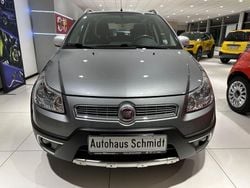 Grau Gebraucht 2013 Fiat Sedici Emotion SUV | 9.990 € (Teuer)