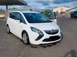 Weiß Gebraucht 2012 Opel Zafira Sport Van / Kleinbus | 8.444 € (Fairer Preis)