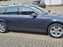 Grau Gebraucht 2018 Audi A4 Comfort Kombi | 16.700 € (Fairer Preis)