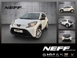 Schneeweiß Neu 2025 Toyota Aygo Play Kleinwagen | 16.190 €