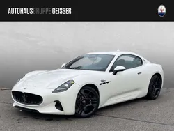 Weiß (bianco) Gebraucht 2024 Maserati Granturismo Coupé | 159.999 €
