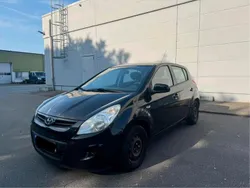Schwarz Gebraucht 2011 Hyundai i20 Kleinwagen | 2.500 € (Fairer Preis)