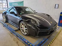 Unbekannt (metallic) Gebraucht 2023 Porsche 911 Carrera 4S Coupé | 135.990 € (Guter Preis)