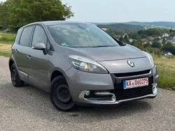 Grau Gebraucht 2012 Renault Scénic III Dynamique Van / Kleinbus | 2.899 € (Superpreis)